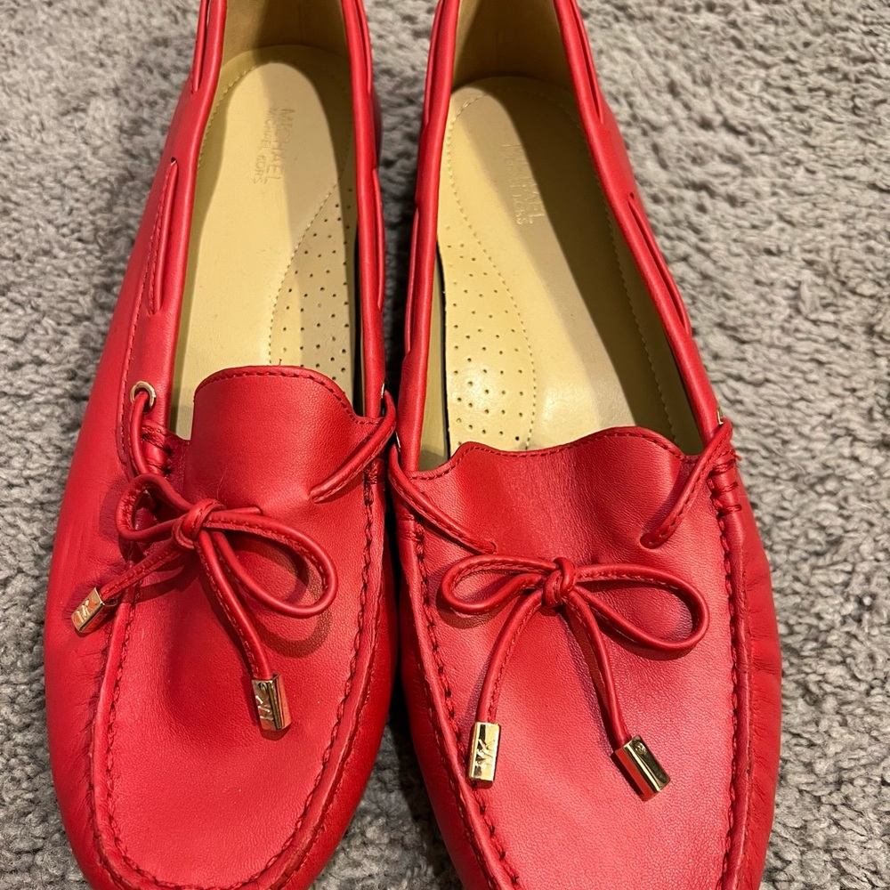 NWOT MICHAEL KORS LOAFERS